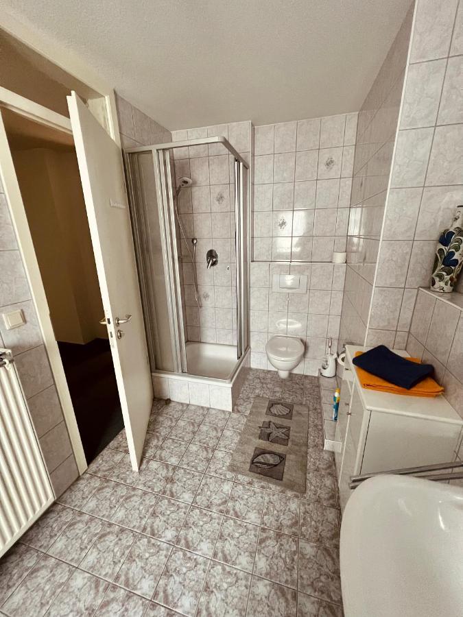 Komplette Wohnung In Wendelstein Bei Nuernberg - Messenaehe Exteriör bild